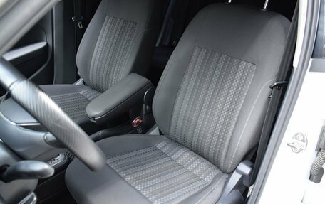 Volkswagen Polo VI (EU Market), 2017 год, 950 000 рублей, 14 фотография