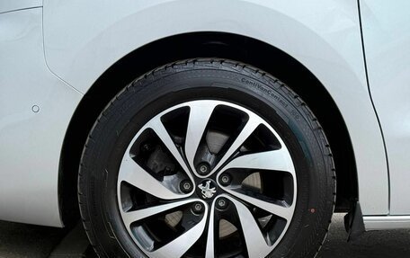 Peugeot Traveller I, 2022 год, 3 950 000 рублей, 28 фотография