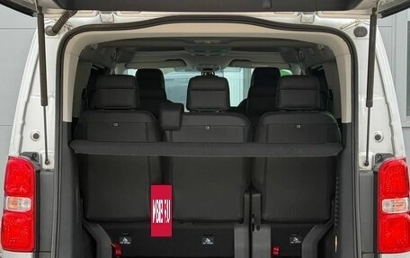 Peugeot Traveller I, 2022 год, 3 950 000 рублей, 24 фотография