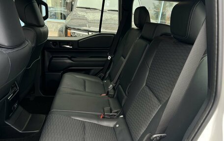 Toyota Land Cruiser Prado, 2024 год, 10 490 000 рублей, 8 фотография