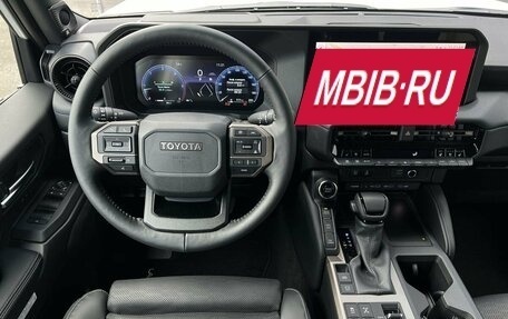 Toyota Land Cruiser Prado, 2024 год, 10 490 000 рублей, 11 фотография