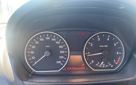 BMW 1 серия, 2011 год, 805 000 рублей, 11 фотография