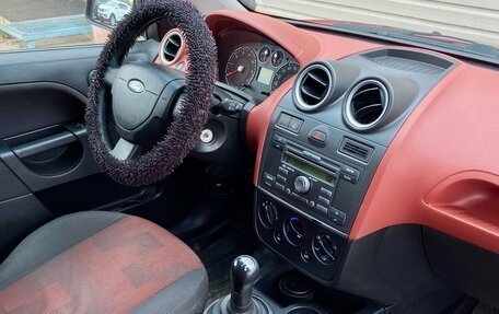 Ford Fiesta, 2006 год, 359 999 рублей, 11 фотография