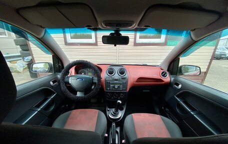 Ford Fiesta, 2006 год, 359 999 рублей, 16 фотография