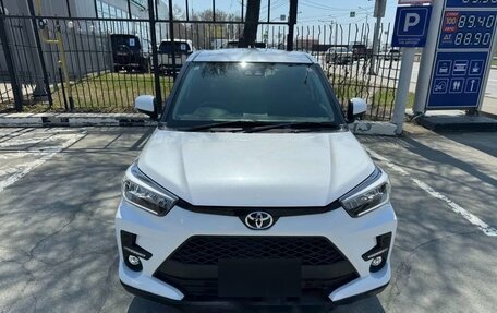 Toyota Raize I, 2022 год, 1 500 000 рублей, 2 фотография