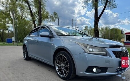 Chevrolet Cruze II, 2012 год, 999 999 рублей, 3 фотография