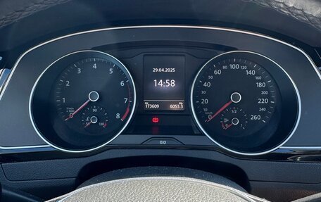Volkswagen Passat B8 рестайлинг, 2016 год, 1 840 000 рублей, 15 фотография