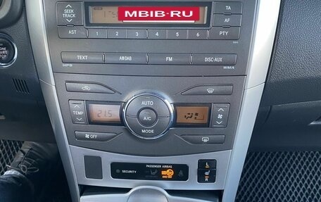 Toyota Corolla, 2011 год, 1 350 000 рублей, 15 фотография