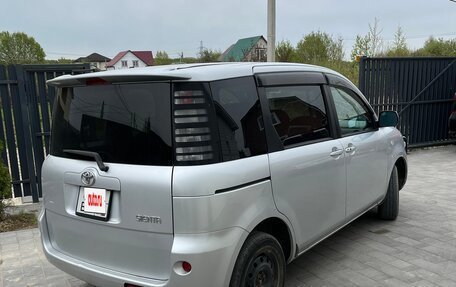 Toyota Sienta I, 2004 год, 850 000 рублей, 5 фотография