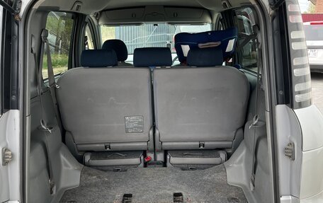 Toyota Sienta I, 2004 год, 850 000 рублей, 12 фотография