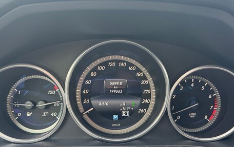 Mercedes-Benz E-Класс, 2013 год, 2 300 000 рублей, 9 фотография