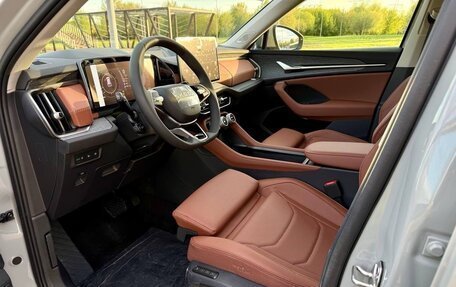 Skoda Kodiaq, 2025 год, 5 300 000 рублей, 10 фотография