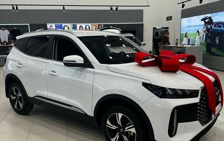 Chery Tiggo 4 I рестайлинг, 2025 год, 2 290 000 рублей, 3 фотография