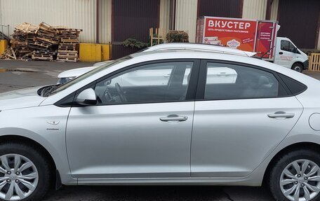 Hyundai Solaris II рестайлинг, 2019 год, 1 300 000 рублей, 3 фотография
