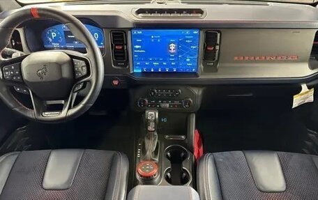 Ford Bronco, 2022 год, 7 918 820 рублей, 12 фотография