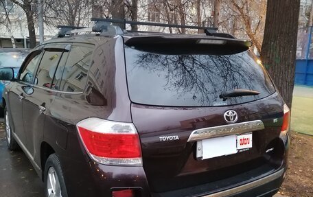Toyota Highlander III, 2011 год, 1 750 000 рублей, 9 фотография