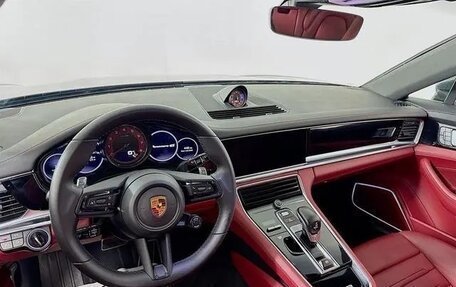 Porsche Panamera II рестайлинг, 2022 год, 10 334 950 рублей, 27 фотография