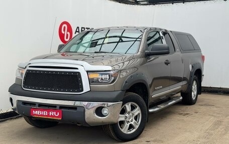 Toyota Tundra II, 2013 год, 2 690 000 рублей, 1 фотография