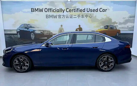 BMW 5 серия, 2024 год, 7 976 000 рублей, 3 фотография