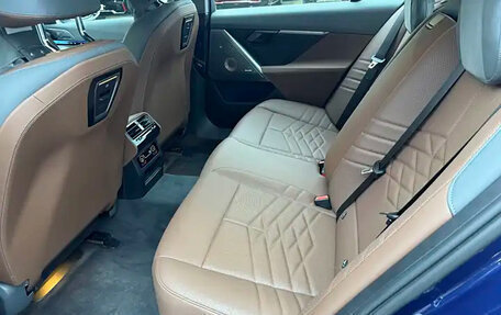 BMW 5 серия, 2024 год, 7 976 000 рублей, 13 фотография