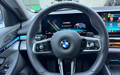 BMW 5 серия, 2024 год, 7 976 000 рублей, 14 фотография