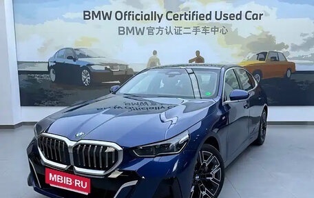 BMW 5 серия, 2024 год, 7 976 000 рублей, 6 фотография