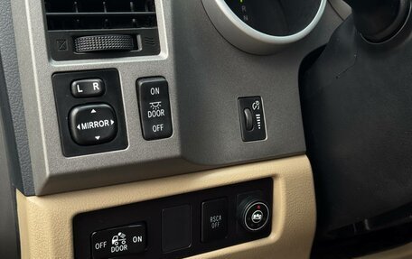 Toyota Tundra II, 2013 год, 2 690 000 рублей, 13 фотография