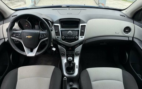 Chevrolet Cruze II, 2011 год, 770 000 рублей, 18 фотография