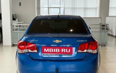 Chevrolet Cruze II, 2011 год, 770 000 рублей, 8 фотография