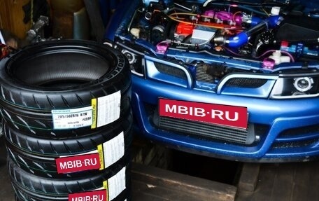Mitsubishi Carisma I, 1999 год, 500 000 рублей, 1 фотография