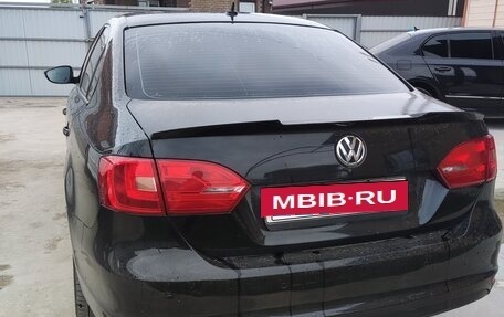 Volkswagen Jetta VI, 2011 год, 880 000 рублей, 8 фотография