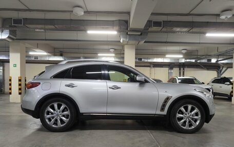 Infiniti FX II, 2011 год, 2 200 000 рублей, 4 фотография