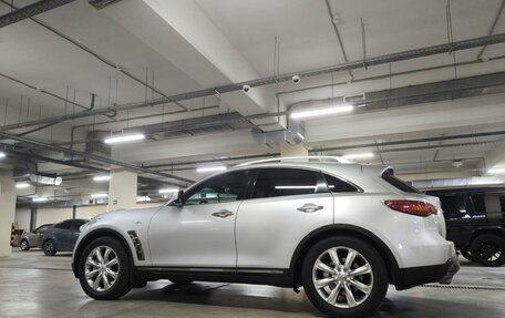 Infiniti FX II, 2011 год, 2 200 000 рублей, 5 фотография