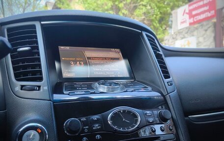 Infiniti FX II, 2011 год, 2 200 000 рублей, 17 фотография