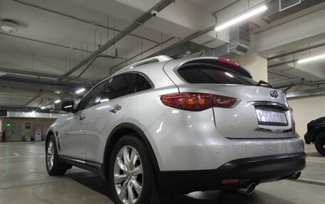 Infiniti FX II, 2011 год, 2 200 000 рублей, 9 фотография