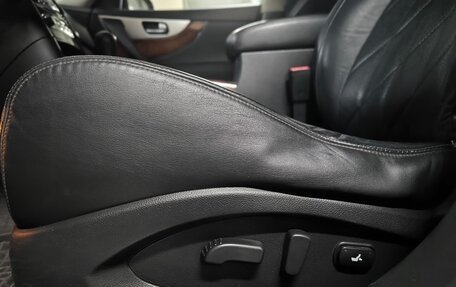 Infiniti FX II, 2011 год, 2 200 000 рублей, 13 фотография