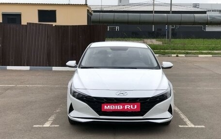 Hyundai Elantra, 2021 год, 1 780 000 рублей, 3 фотография