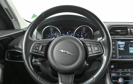 Jaguar F-Pace, 2017 год, 2 199 000 рублей, 9 фотография