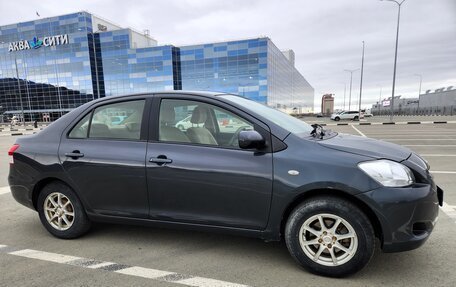 Toyota Belta, 2006 год, 600 000 рублей, 2 фотография