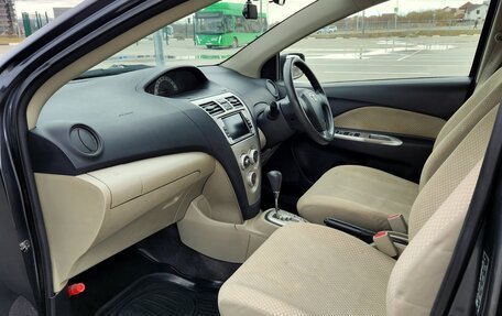 Toyota Belta, 2006 год, 600 000 рублей, 10 фотография