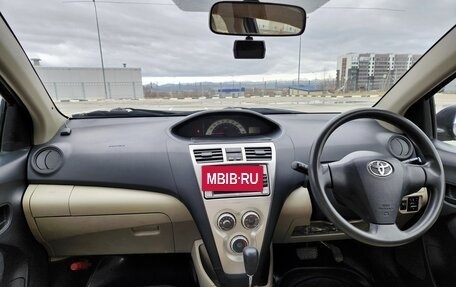 Toyota Belta, 2006 год, 600 000 рублей, 11 фотография