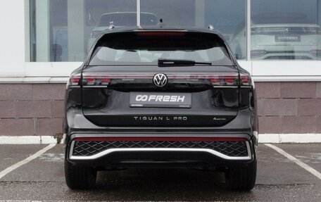 Volkswagen Tiguan, 2024 год, 6 399 000 рублей, 4 фотография