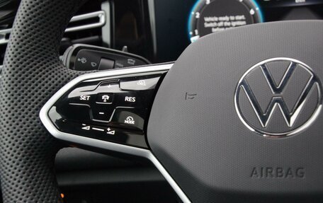 Volkswagen Tiguan, 2024 год, 6 399 000 рублей, 20 фотография