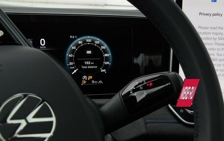 Volkswagen Tiguan, 2024 год, 6 399 000 рублей, 23 фотография