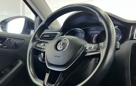 Volkswagen Jetta VI, 2017 год, 1 400 000 рублей, 13 фотография