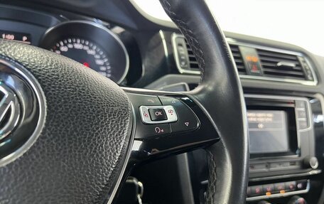 Volkswagen Jetta VI, 2017 год, 1 400 000 рублей, 20 фотография