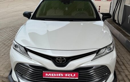 Toyota Camry, 2020 год, 4 000 000 рублей, 1 фотография