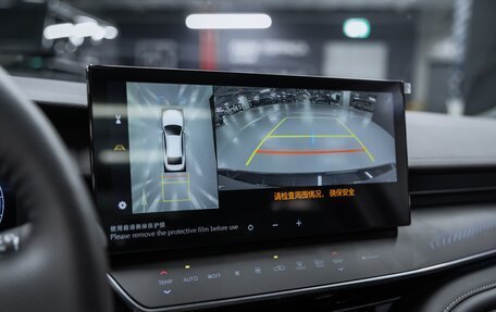Toyota Camry, 2025 год, 4 900 000 рублей, 17 фотография