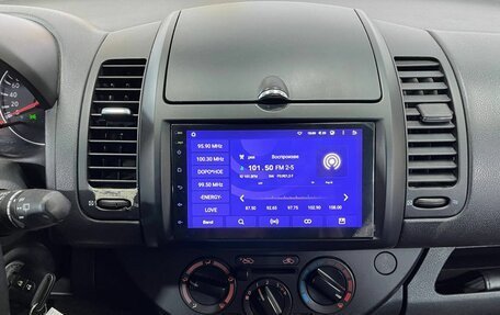 Nissan Note II рестайлинг, 2011 год, 715 000 рублей, 13 фотография
