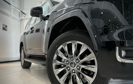Toyota Land Cruiser, 2024 год, 12 500 000 рублей, 7 фотография